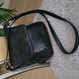 Giudi Leather Crossbody Bag ❤️
